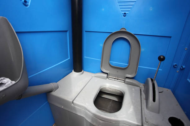 Best Porta potty delivery and setup  in Lake Shore, MN